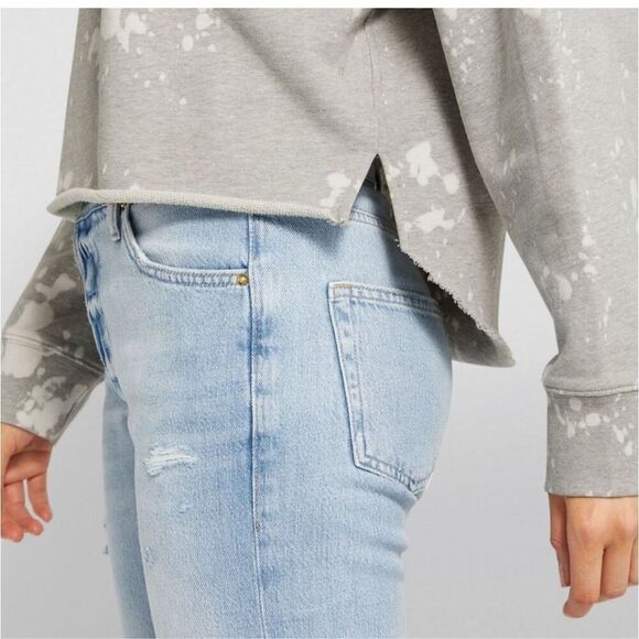 Frame Sweatshirt - Picture 4 of 9